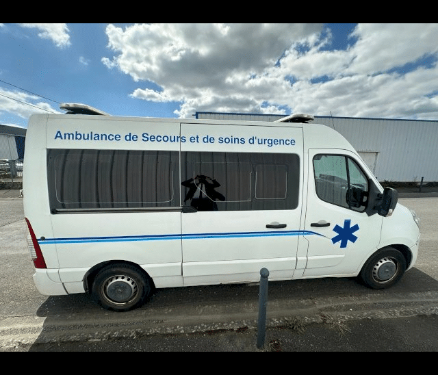Renault Renault Master 2.3L BLUE DCI 150CV AMBULANCE
