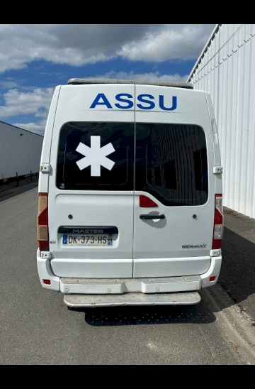 Renault Renault Master 2.3L BLUE DCI 150CV AMBULANCE