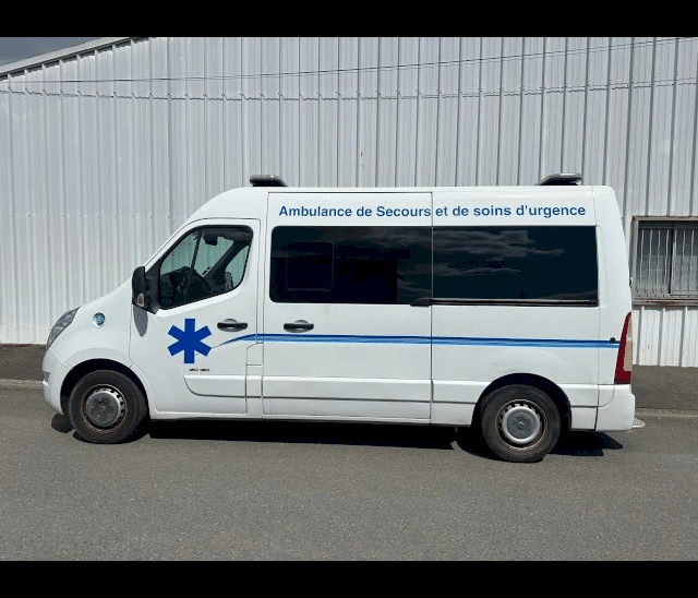 Renault Renault Master 2.3L BLUE DCI 150CV AMBULANCE