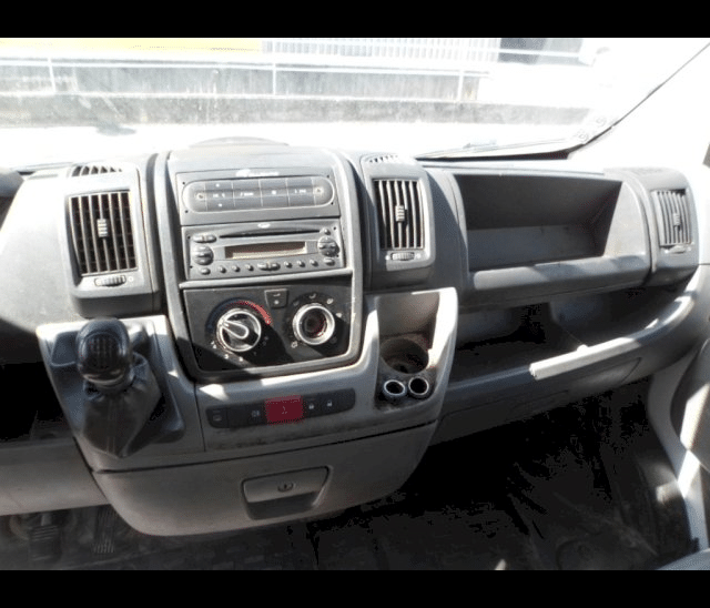 Fiat ducato 2.3L 120CV PLATEAU DOUBLE CABINE