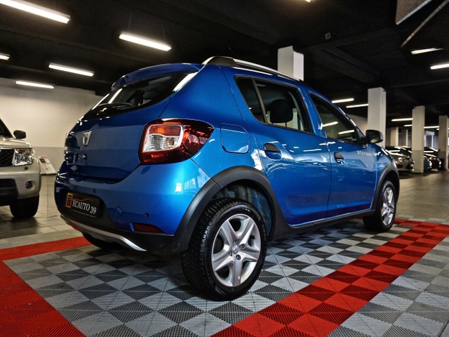 Dacia Dacia Sandero Stepway DCi 90 Prestige 2016 1°Main
