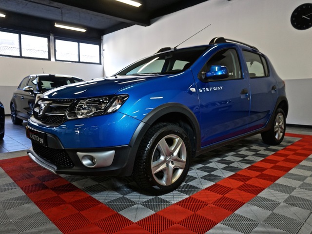 Dacia Dacia Sandero Stepway DCi 90 Prestige 2016 1°Main