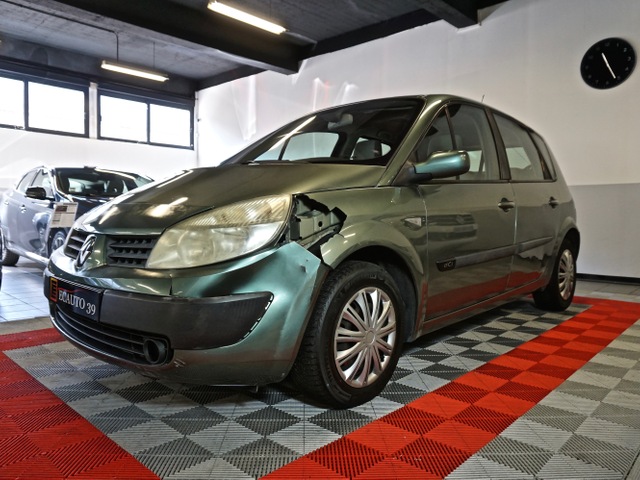 Renault Renault Scenic 1.5 dCi 80 (Roulant Pour Pièces)