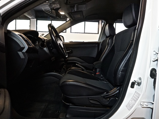 Citroën Citroën C-Crosser 2.2 HDi 160