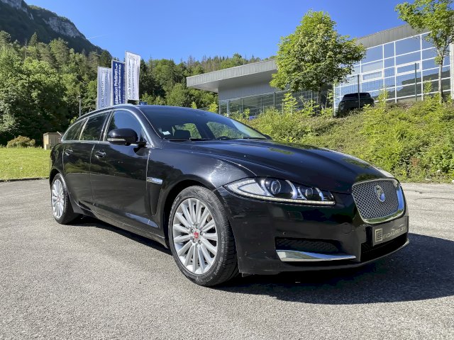 Jaguar Jaguar XF Estate II 2.2 D 200 Luxe Premium Black