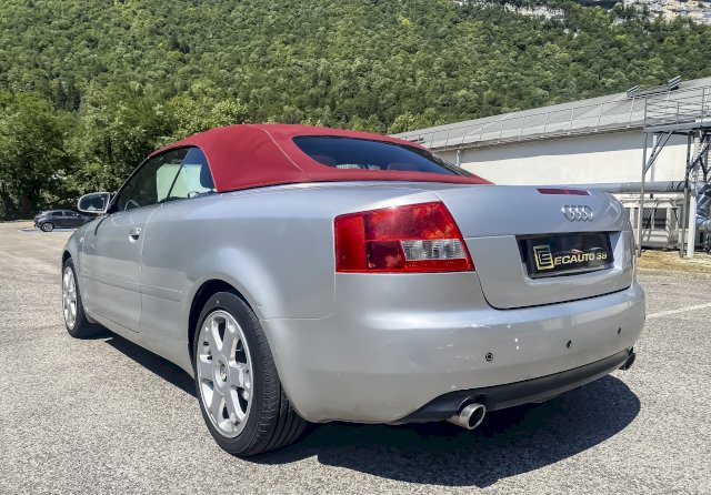 Audi Audi A4 II (B6) 1.8 T 163 Pack Plus