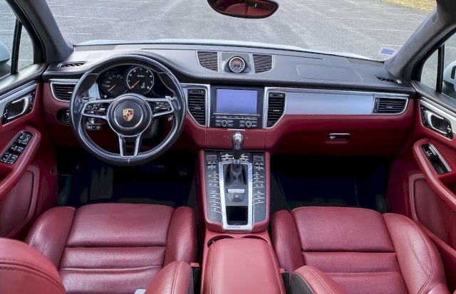 Porsche Porsche Macan Turbo 3.6 V6 400 PDK Full Options