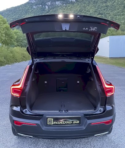Volvo Volvo XC40 2.0 D4 190 AWD R-Design B8 4X4 2021