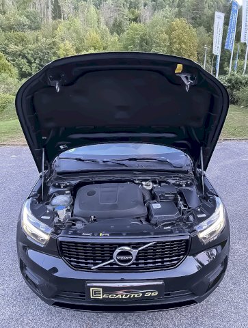 Volvo Volvo XC40 2.0 D4 190 AWD R-Design B8 4X4 2021