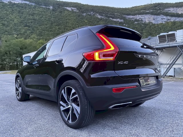 Volvo Volvo XC40 2.0 D4 190 AWD R-Design B8 4X4 2021