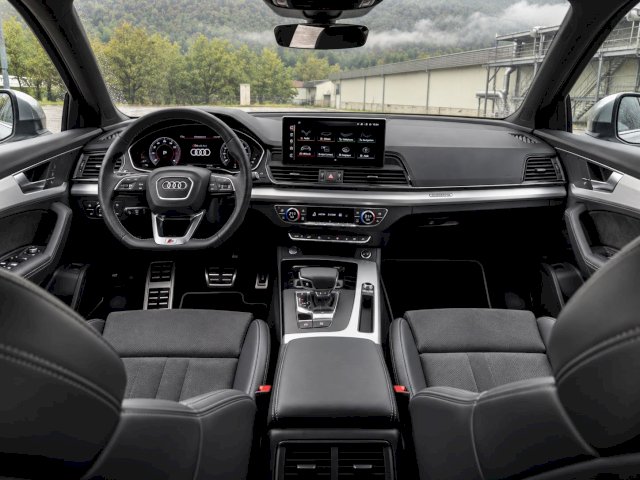 Audi Audi Q5 Sportback 55 TFSIe 367 Sline Quattro 2021
