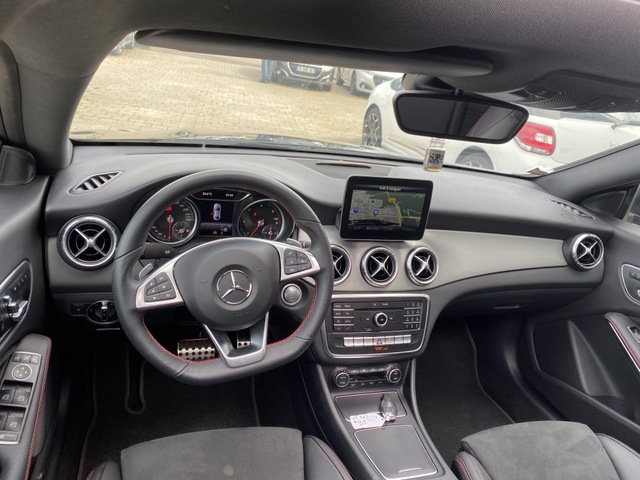 Mercedes-Benz Mercedes-Benz CLA CLA 220 D Amg line 170ch 7G-DCT 