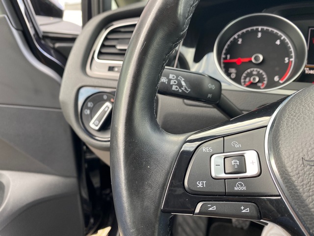 Volkswagen Volkswagen Golf VII 2.0 TDI 150ch BlueMotion Technology FAP Carat 5p