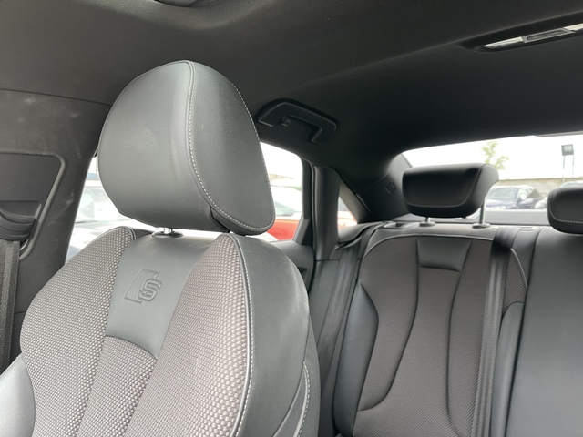 Audi Audi A3 Berline Berline 2.0 TDI 150 ch S LINE STR7