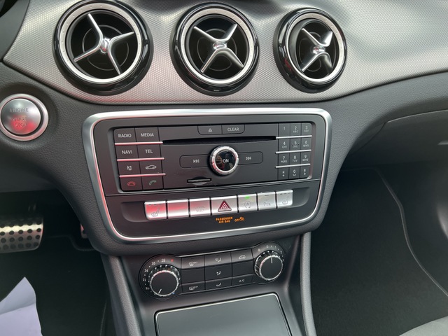 Mercedes-Benz Mercedes-Benz CLA Shooting Brake  200 Fascination 7G-DCT