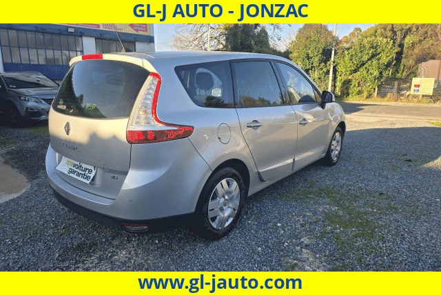 Renault Renault Megane III (K95) 1.9 dCi 130ch FAP Carminat TomTom eco² Euro5