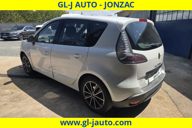 Renault Renault Megane III (B95) 1.5 dCi 110ch energy Bose eco²
