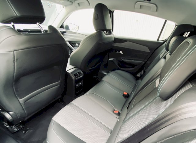 Peugeot Peugeot 308 III PHEV 180ch Allure Pack e-EAT8