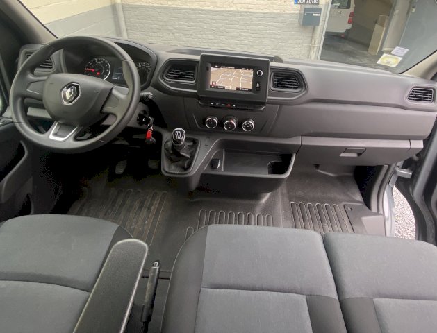 Renault Renault Master Combi III (J62) F2800 L1H1 2.3 dCi 135ch 7cv