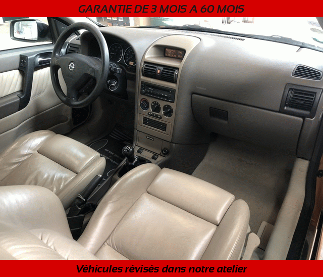 Opel Opel Astra II 1.8 16v 115ch Bertone