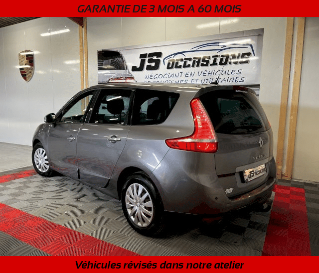 Renault Renault Grand Scenic III (R95) 1.5 dCi 110ch FAP Expression 5 places
