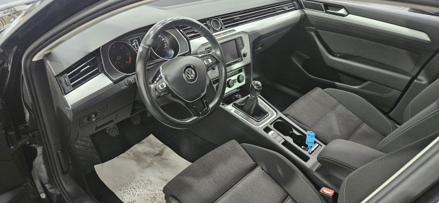 Volkswagen Volkswagen Passat VIII 1.6 TDI 120 BlueMotion Technology Confortline