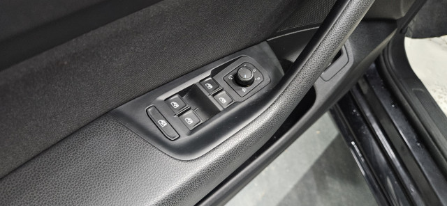 Volkswagen Volkswagen Passat VIII 1.6 TDI 120 BlueMotion Technology Confortline