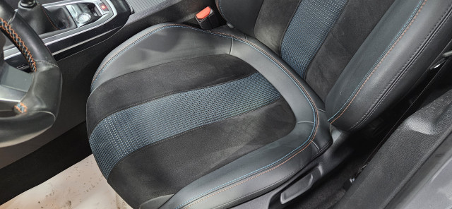 Peugeot Peugeot 308 1.5 BlueHDi 130 TECH EDITION