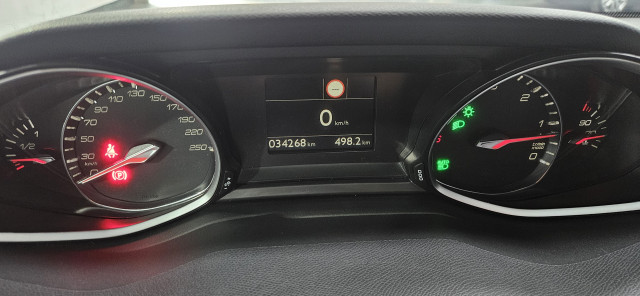 Peugeot Peugeot 308 1.5 BlueHDi 130 TECH EDITION