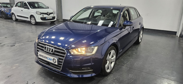 Audi Audi A3 III 1.6 TDI 110ch Ambition