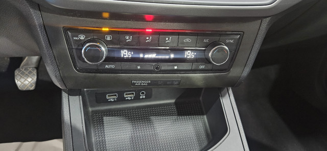 Seat Seat Ibiza 1.0 75ch STYLE CARPLAY 