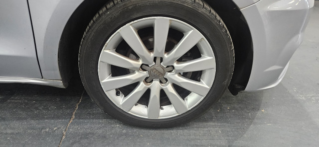 Audi Audi A1  1.4 TDI 90ch ultra Ambiente