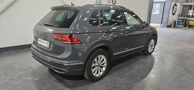 Volkswagen Volkswagen Tiguan 1.5 TSI ACT Life Business