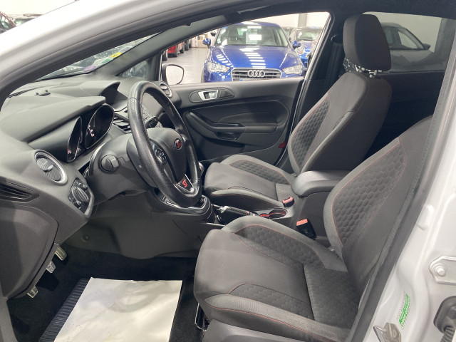 Ford Ford Fiesta IV 1.0 EcoBoost 100ch ST Line PowerShift 5p