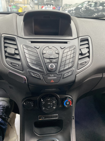 Ford Ford Fiesta IV 1.0 EcoBoost 100ch ST Line PowerShift 5p