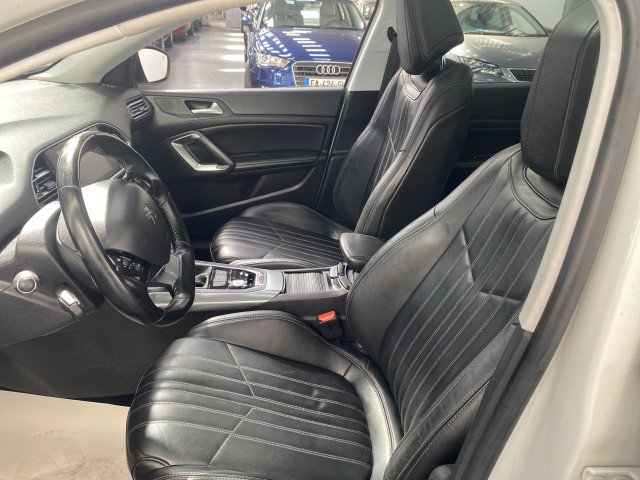 Peugeot Peugeot 308 II 1.6 BlueHDi 120ch Allure EAT6