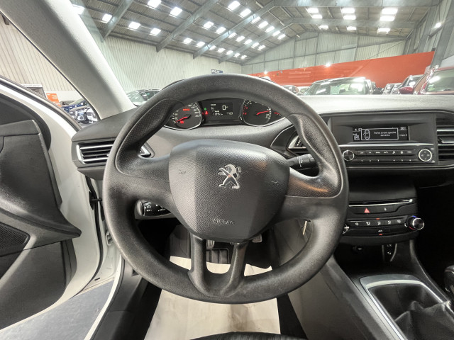 Peugeot Peugeot 308 II 1.6 BlueHDi 100ch Access S&S 5p