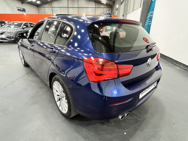 BMW BMW Série 1 II (F21/F20) 120d 190ch Lounge 5p