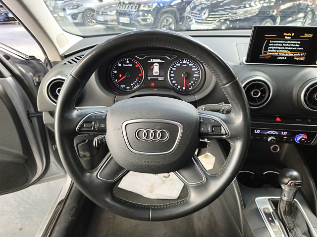 Audi Audi A3 III 1.6 TDI 110ch Ambiente