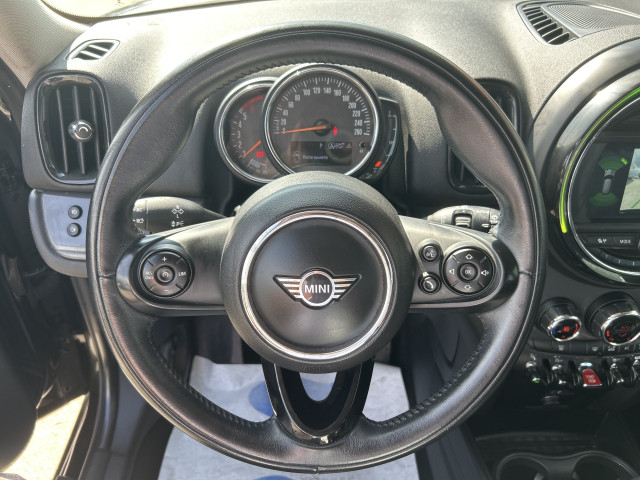 Mini Mini Countryman II (F60) Cooper 136ch