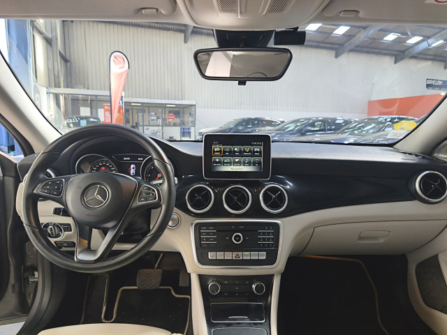 Mercedes-Benz Mercedes-Benz CLA I (C117) 180 d Inspiration 7G-DCT