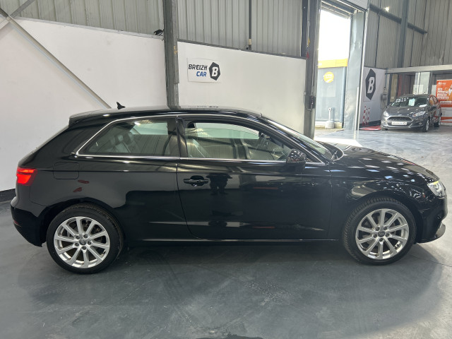 Audi Audi A3 III 1.6 TDI 110ch Design