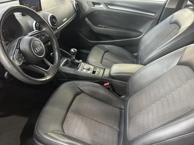 Audi Audi A3 III 1.6 TDI 110ch Design