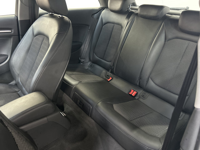 Audi Audi A3 III 1.6 TDI 110ch Design