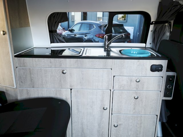 Peugeot Peugeot Expert M L2 aménagé VASP Boite auto 145ch 1ère main - Idéal Vacances