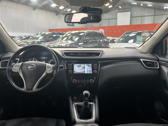 Nissan Nissan Qashqai II (J11) 1.6 DCI 130ch N-Connecta - toit panormaique