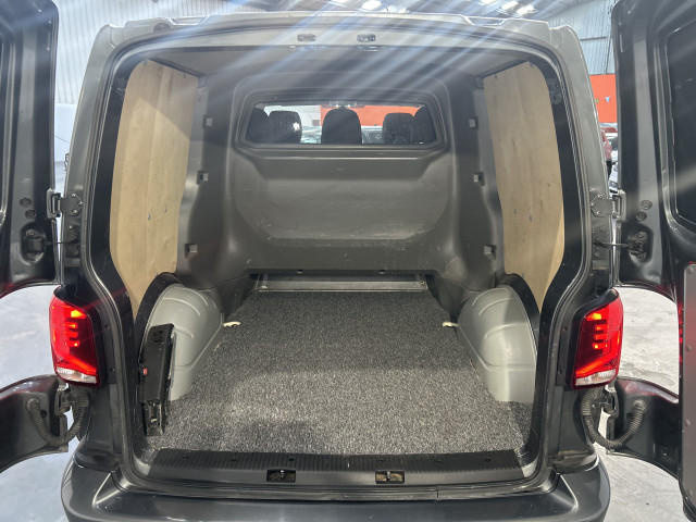 Volkswagen Volkswagen Transporter Ccb 2.0 tdi 150 5 pl