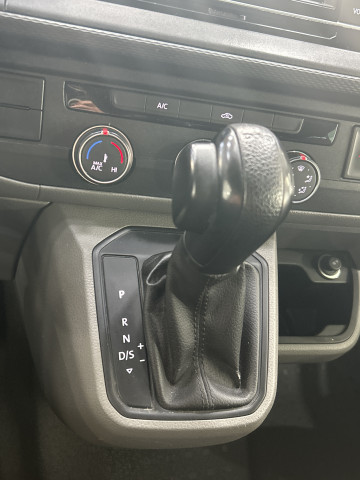 Volkswagen Volkswagen Transporter Ccb 2.0 tdi 150 5 pl