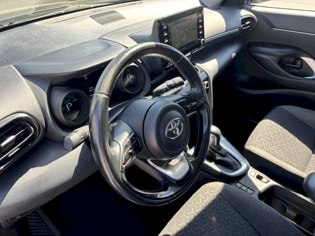 Toyota Toyota Yaris Cross 116h Dynamic Business + Programme Beyond Zero Academy MY22