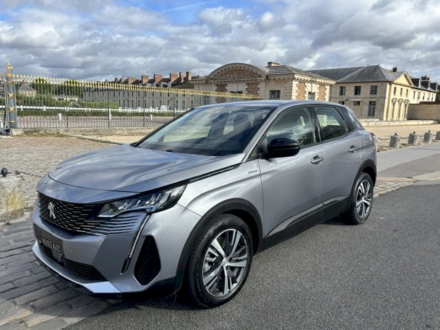 Peugeot Peugeot 3008 II HYBRID 225ch Active Pack e-EAT8